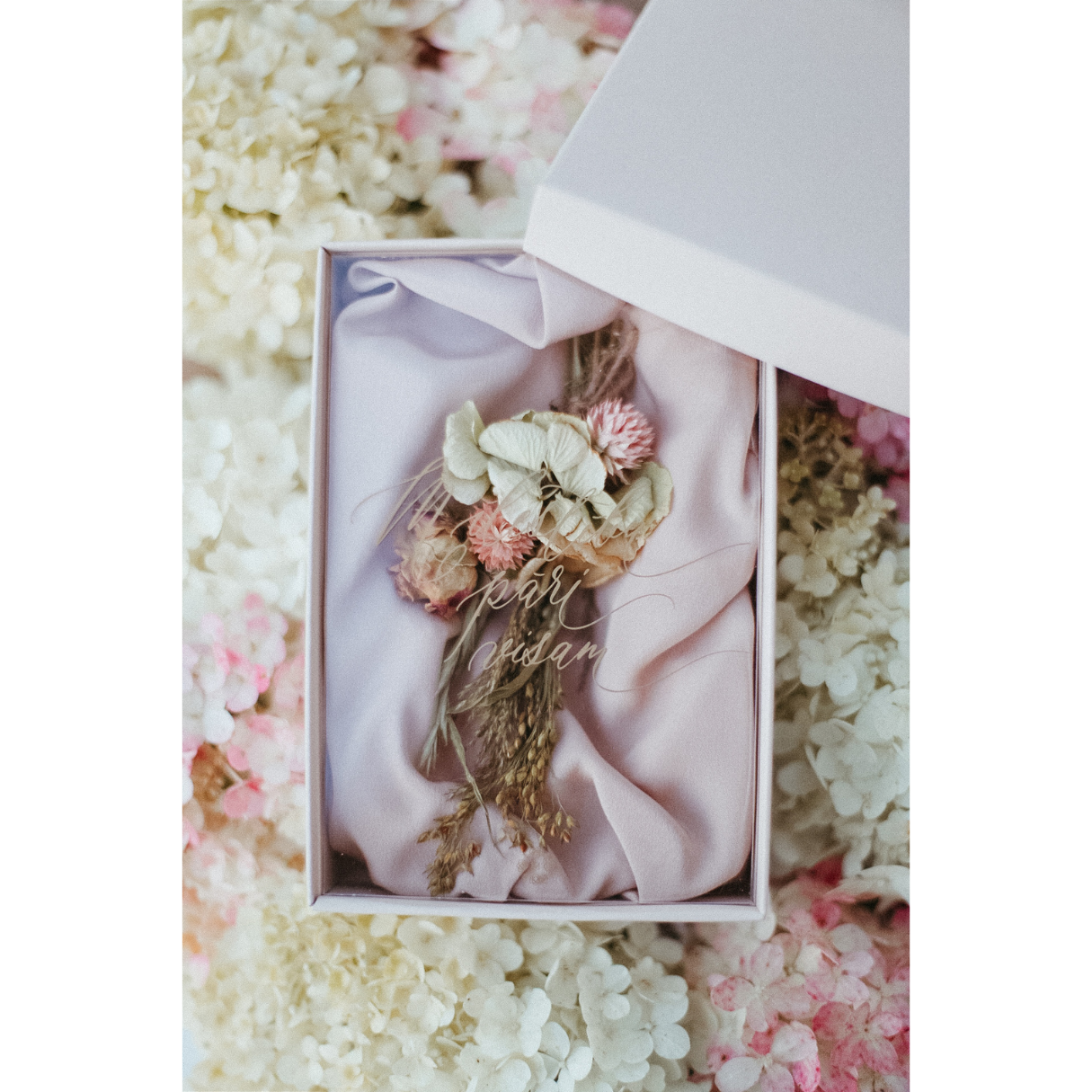 flowerbox_dāvanu_kastīte