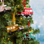 2_Stikla-dekors-Gold-Car,-4×4