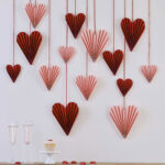 2_Papira-dekoracijas-Red-and-Pink-Paper-Heart,-16-gab