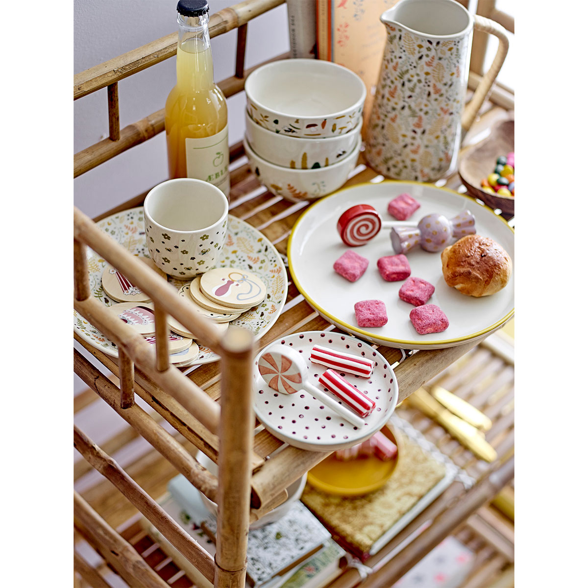 3_Keramikas-skivis-Mylie-tray,-Candy,-Rose,-Bloomingville-Mini