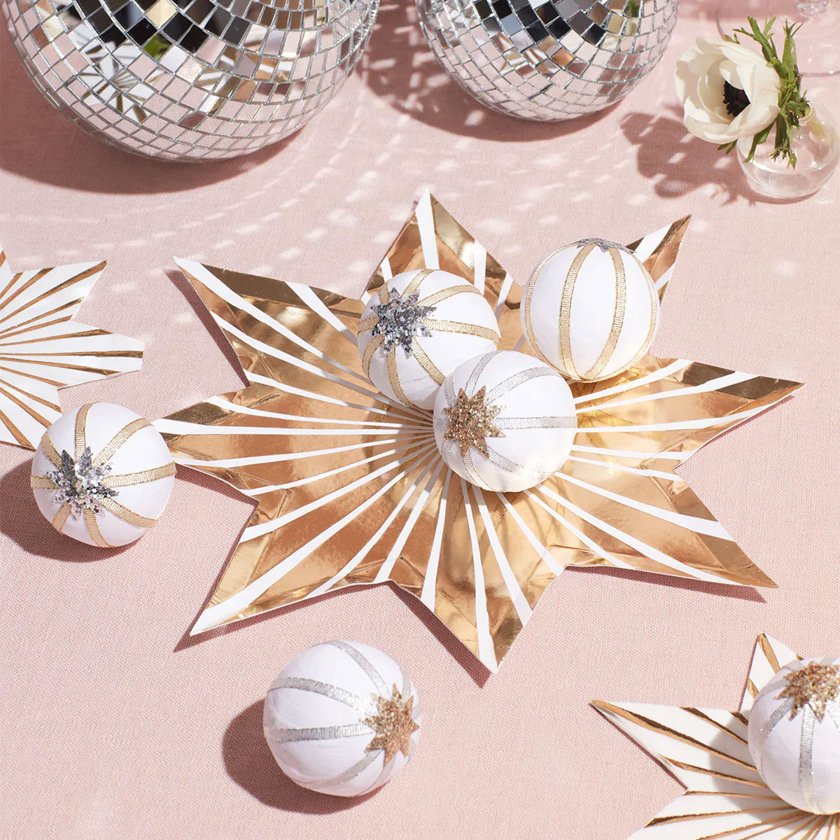 2_Skivji-Gold-Stripe-Star-Plates,-6-gab