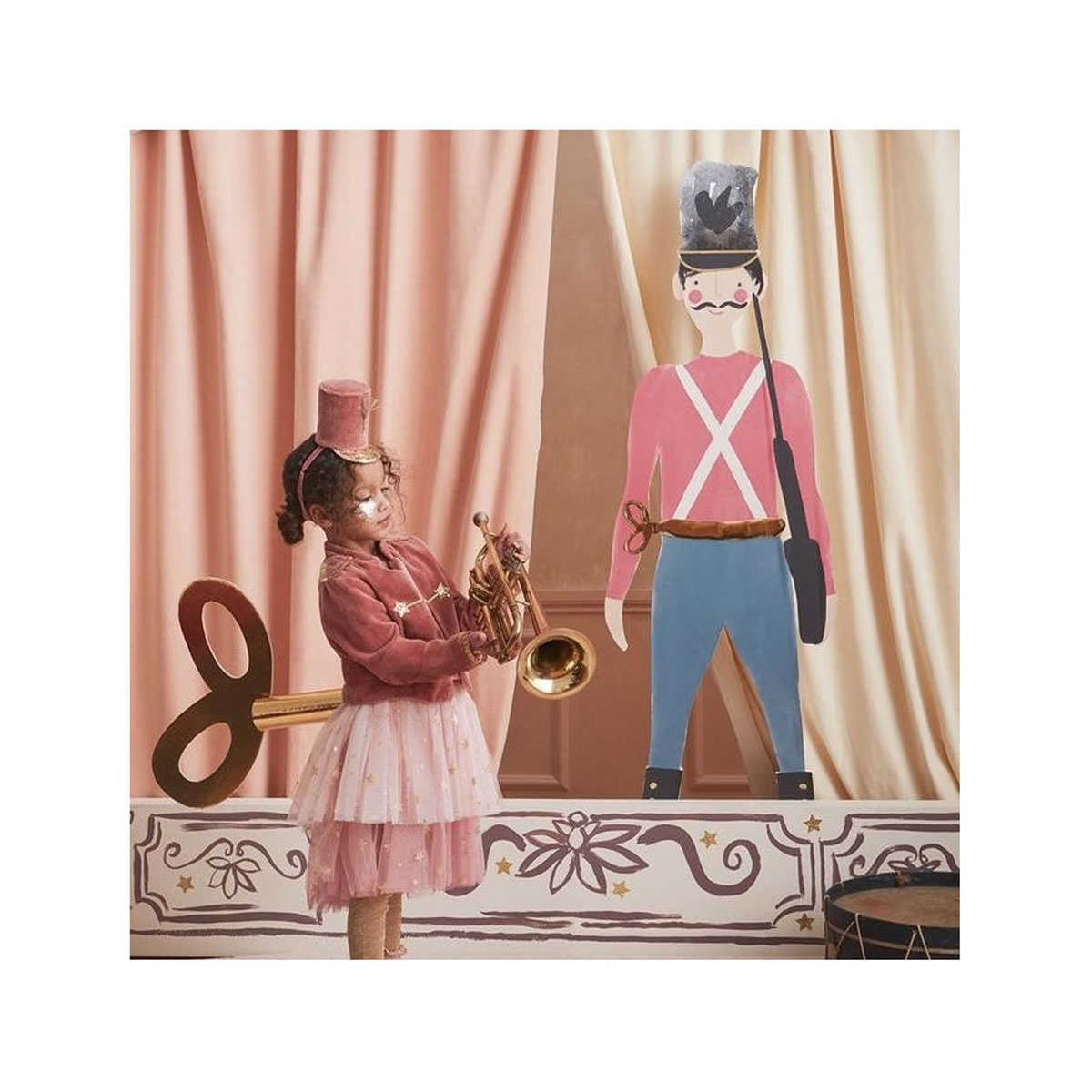 3_Kostims-Pink-Soldier-Costume,-5-6-gadi,-Meri-Meri