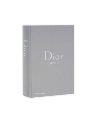 Ikonisko kolekciju gramata Dior Catwalk