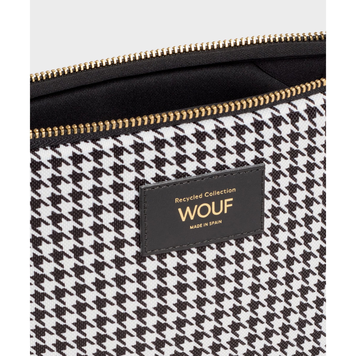 2_Datormape-Celine-Laptop-Sleeve-13-and-14--inch,-Wouf