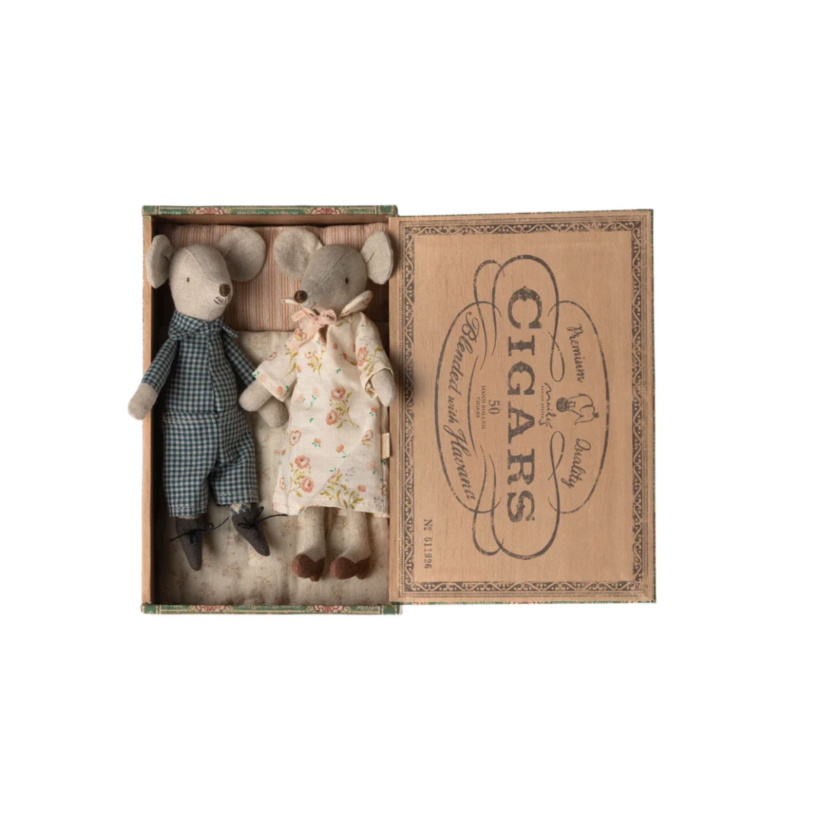 2_Mikstas-rotallietas-Grandma-and-Grandpa-mice-in-cigarbox,-Maileg