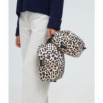 3_Penalis-Cleo-Toiletry-Bag,-Wouf