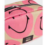 3_Penalis-Smiley®-Toiletry-Bag,-Wouf