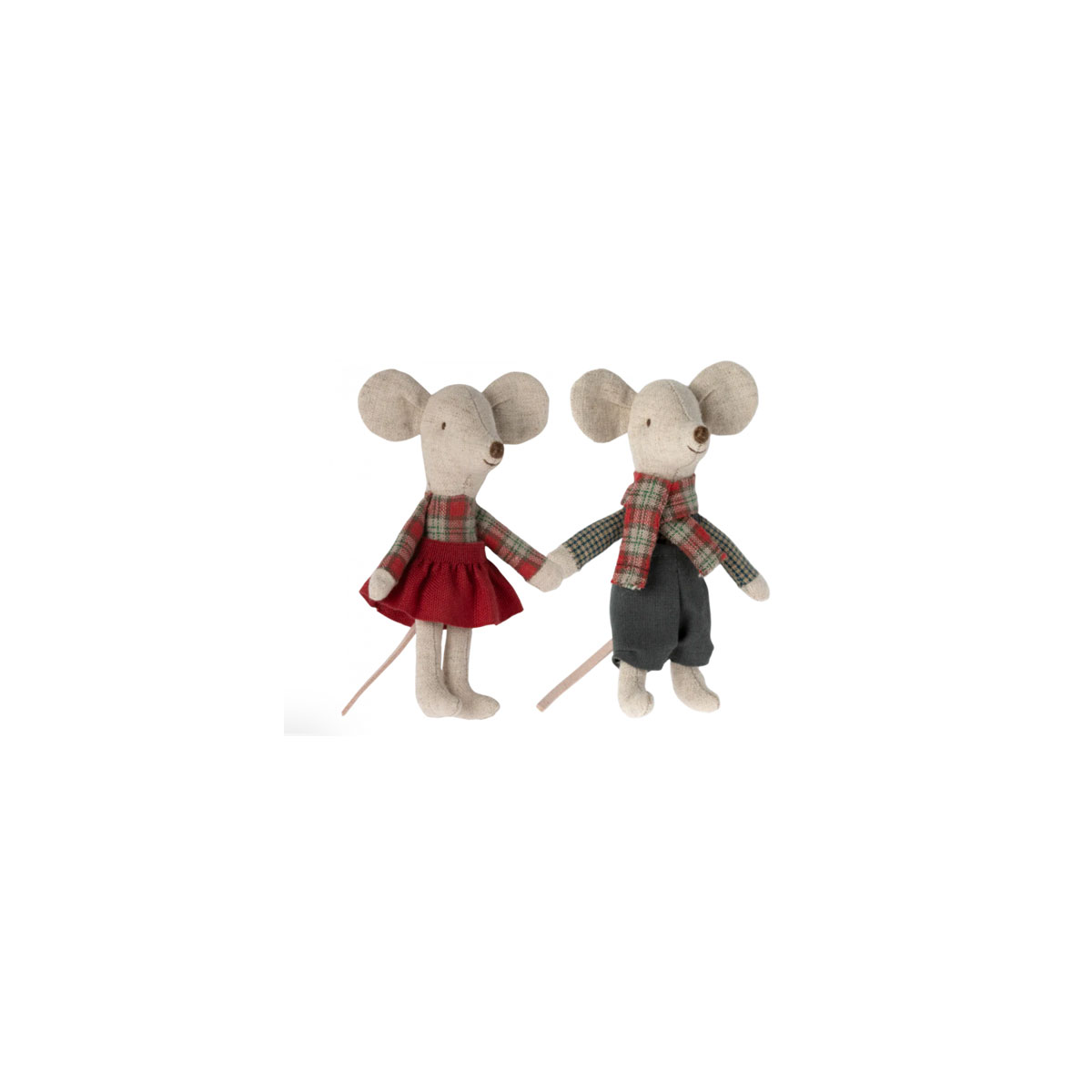Miksta-rotallieta-Winter-mice-twins,-Little-brother-and-sister,-Maileg