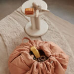 2_Grabulis-Pil-Rabbit-Rattle-Pale-grey,-Liewood