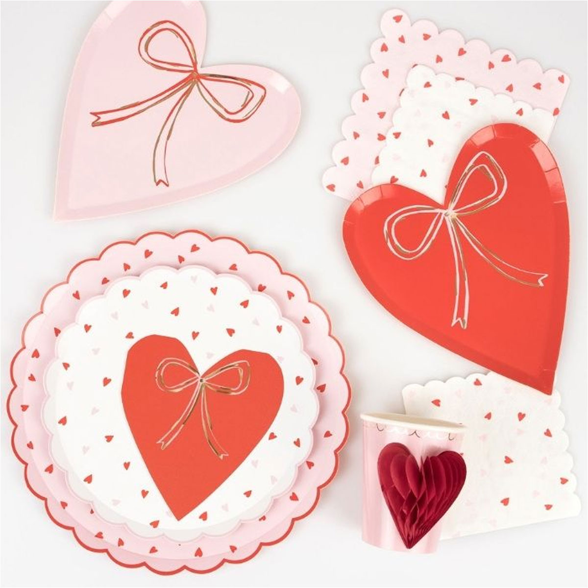 2_Papira-salvesu-komplekts-Heart-Pattern,-16-gab