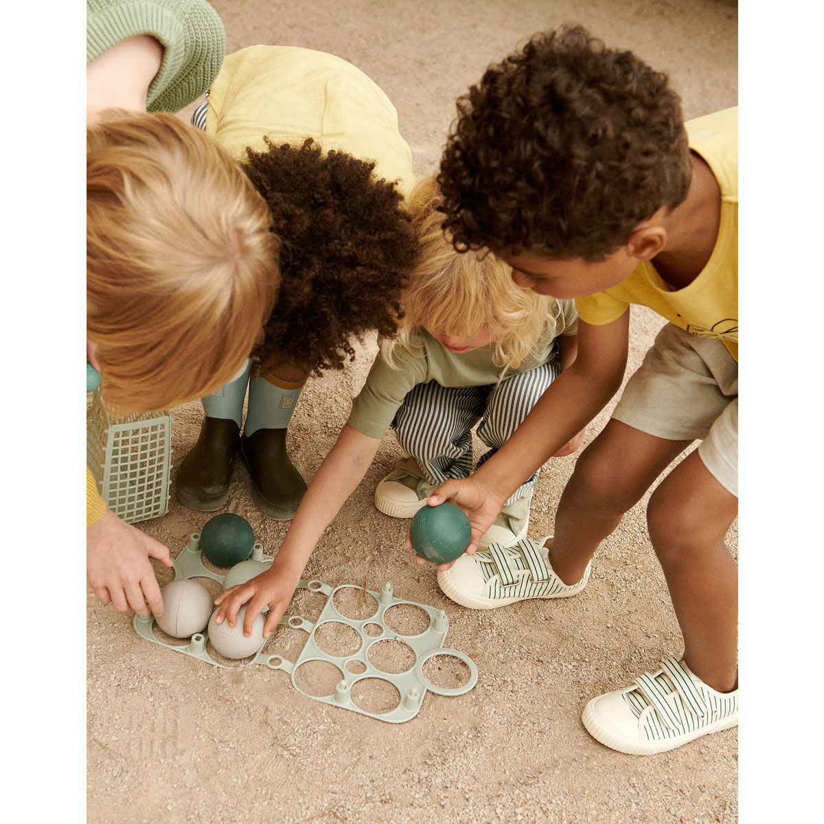 2_Bumbinu-spele-Emmett-Petanque-Set,-Liewood---Peppermint-multi-mix