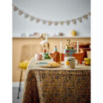 2_Dekors-Charlie-Birthday-Decoration,-Brown,-Bloomingville