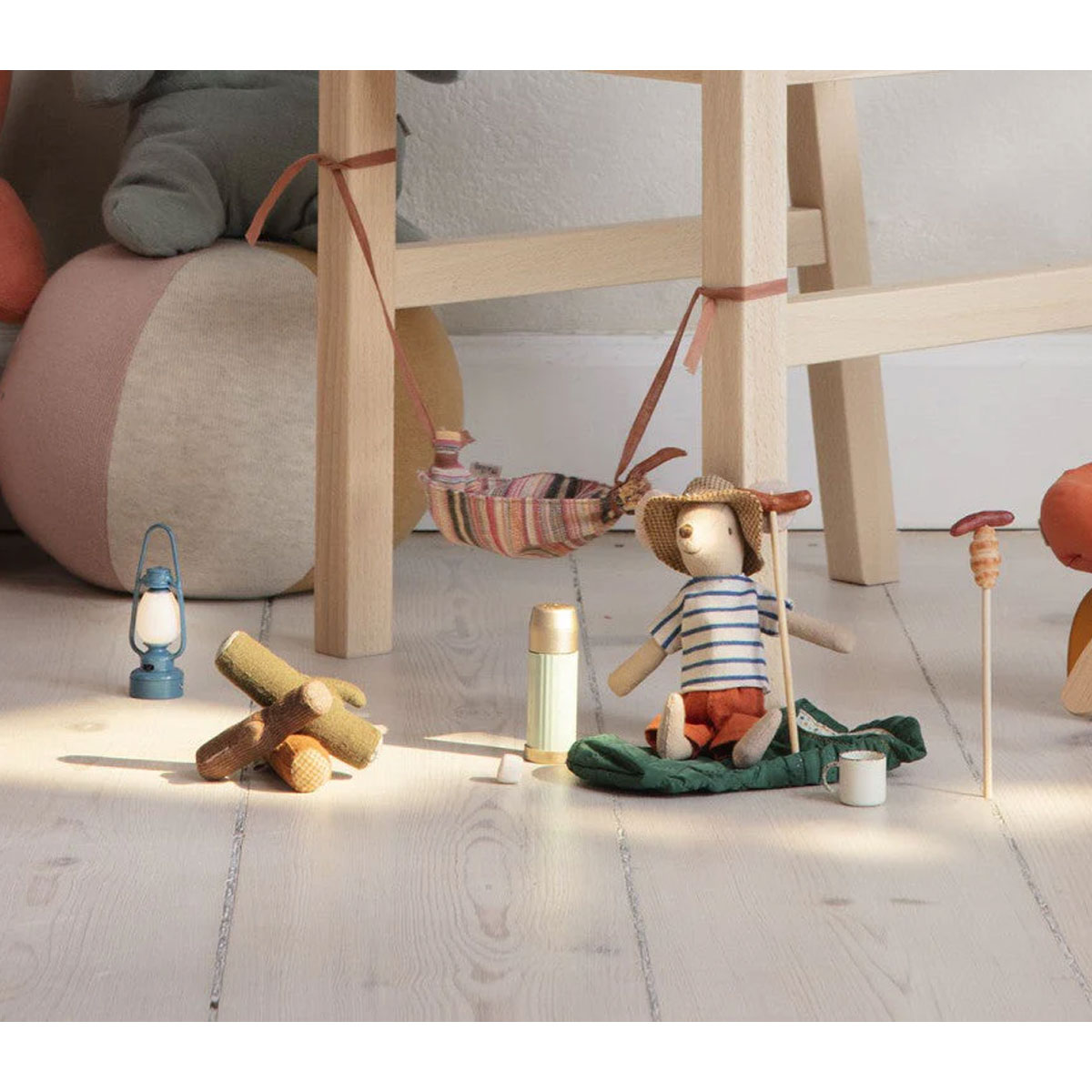 2_Rotalu-ugunskurs-Bonfire-set,-Mini,-Maileg