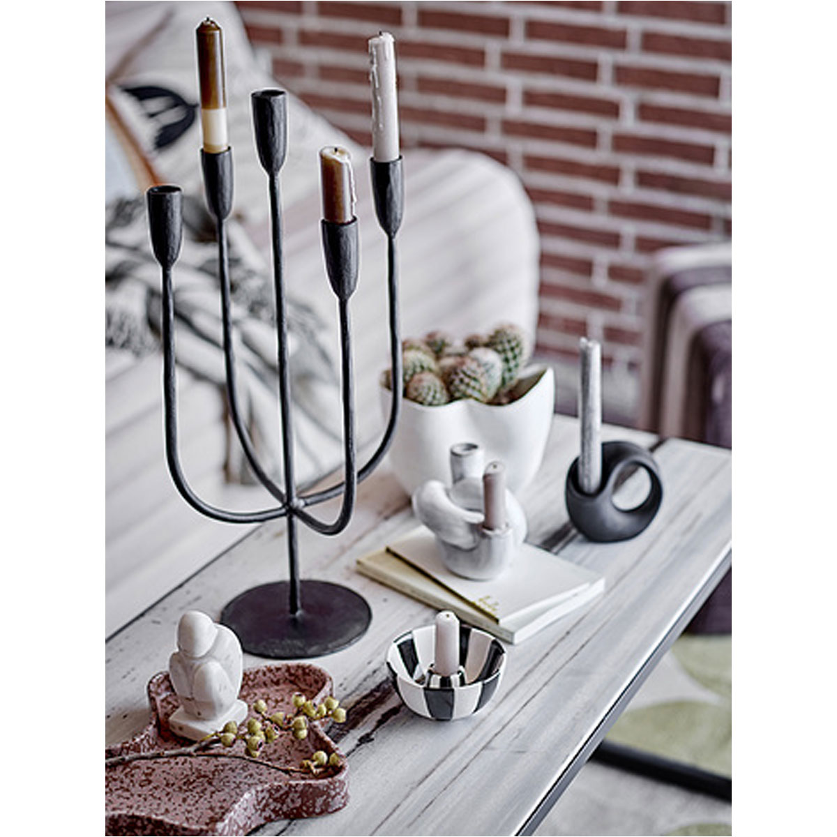 2_Trauks-Lakey-Tray,-Brown,-Stoneware,-Bloomingville