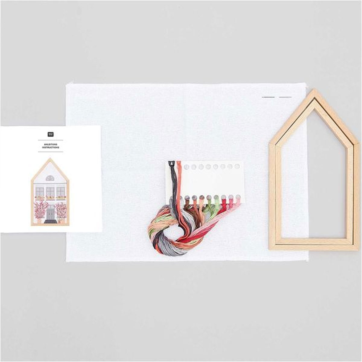 3_Izsusanas-komplekts-Spring-House,-medium,-Counted-Cross-stitch