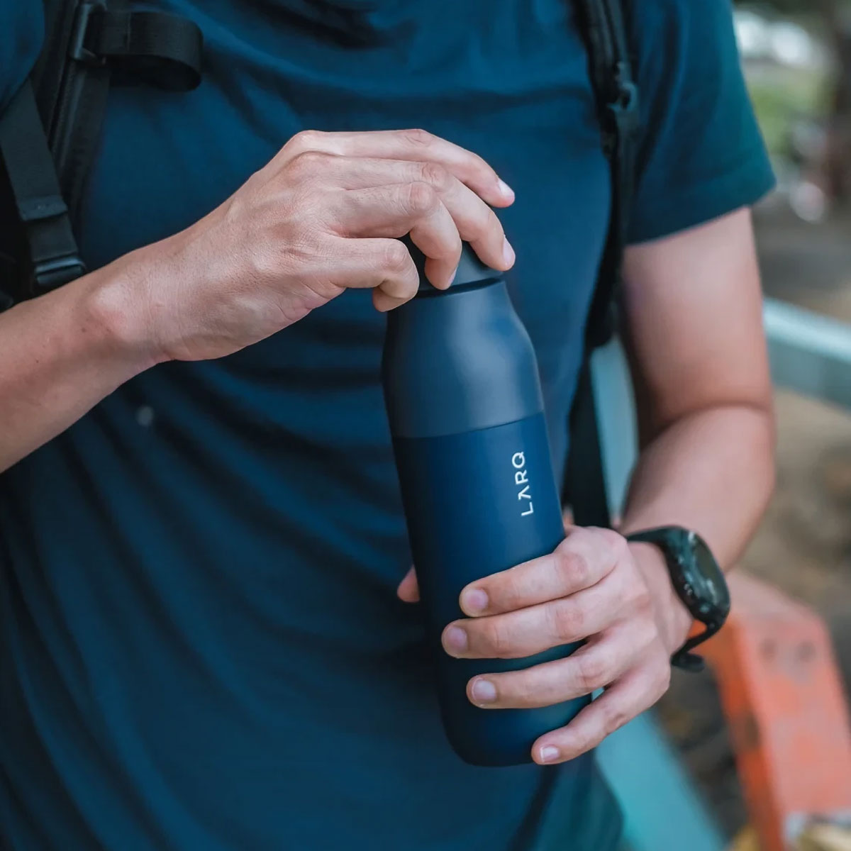 2_Udens-pudele-Larq-bottle-Twist-top,-Monaco-Blue,-500ml,-Insulated