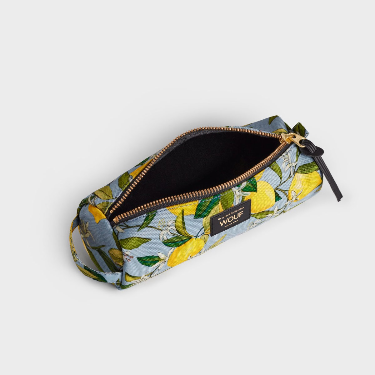 2_Penalis-Capri,-Pencil-case,-Wouf