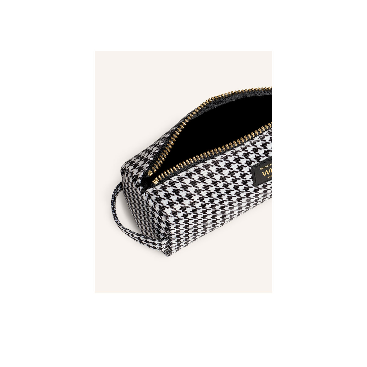2_Penalis-Celine,-Pencil-case,-Wouf