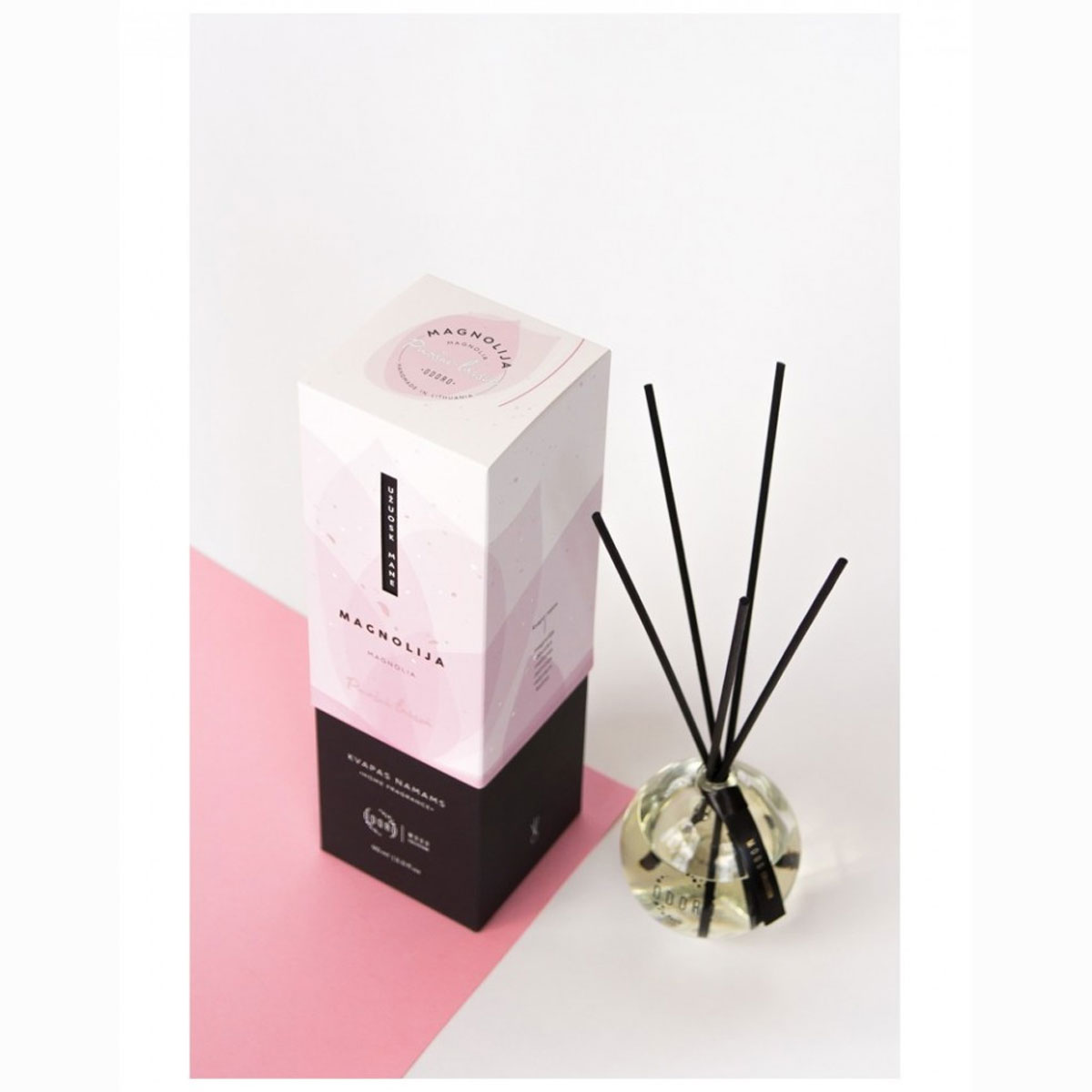 2_Majas-smarza-Magnolia,-ar-kociniem,-Odoro-Mood Odoro Home fragrance mājas aromāts ar kociņiem Magnolia aromāts