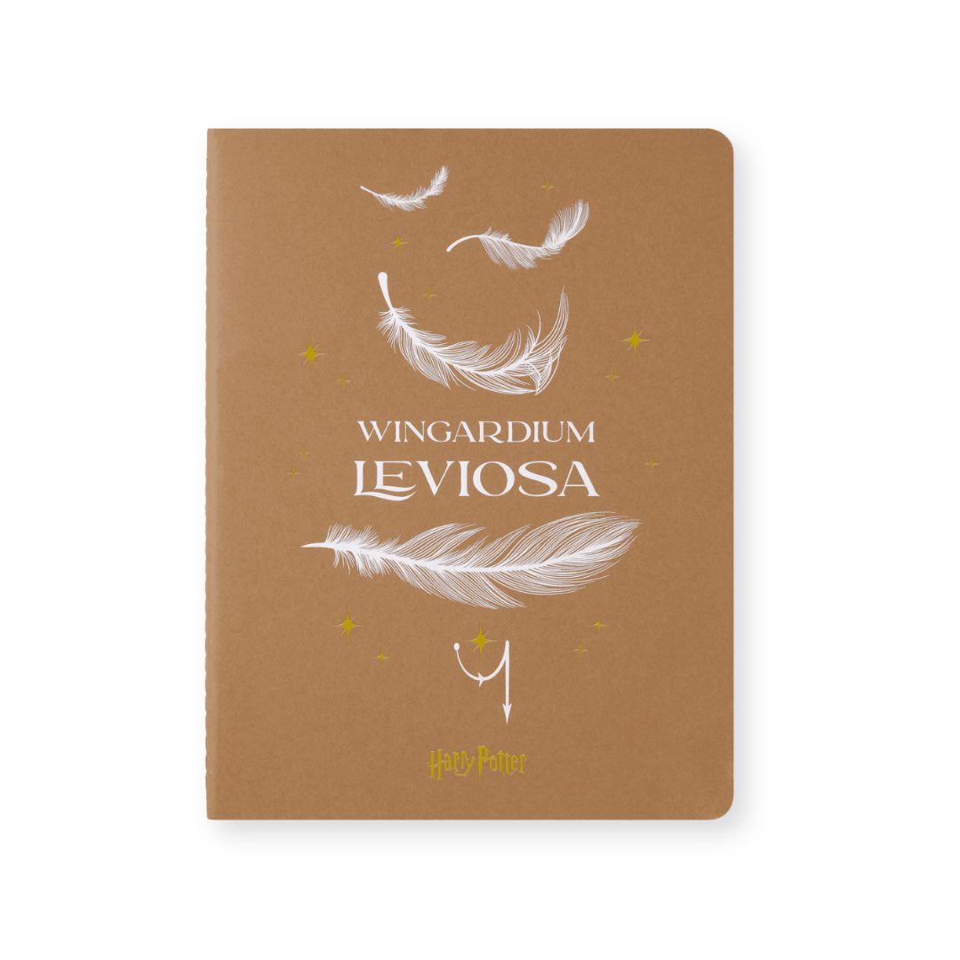 Piezīmju burtnīca Moleskine Cahier no Moleskine Harry Potter Spells Collection limitētas sērijas kolekcijas. 120 lapaspuses. Līniju lapas. Kartona vāki.