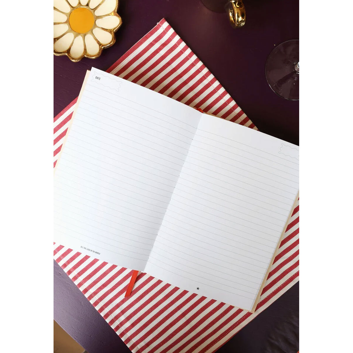 4_Piezimju-gramata-Linen-Sun,-liniju