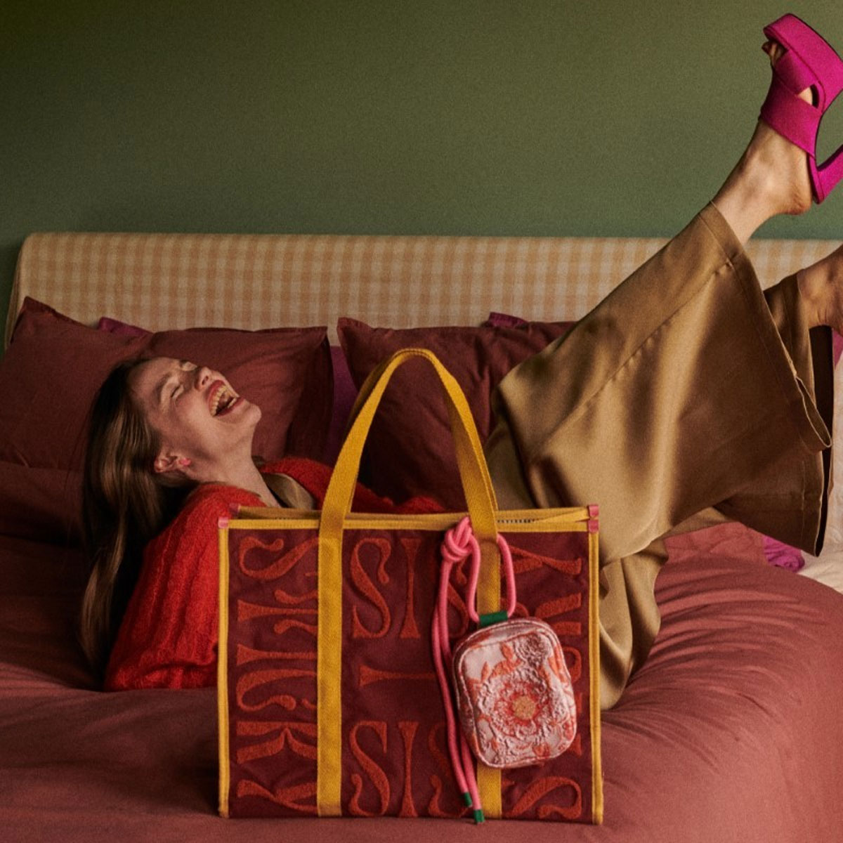 2_Iepirkumu-soma-+-floral-knot-bag,-vin-rouge,-The-Sticky-Sis-Club