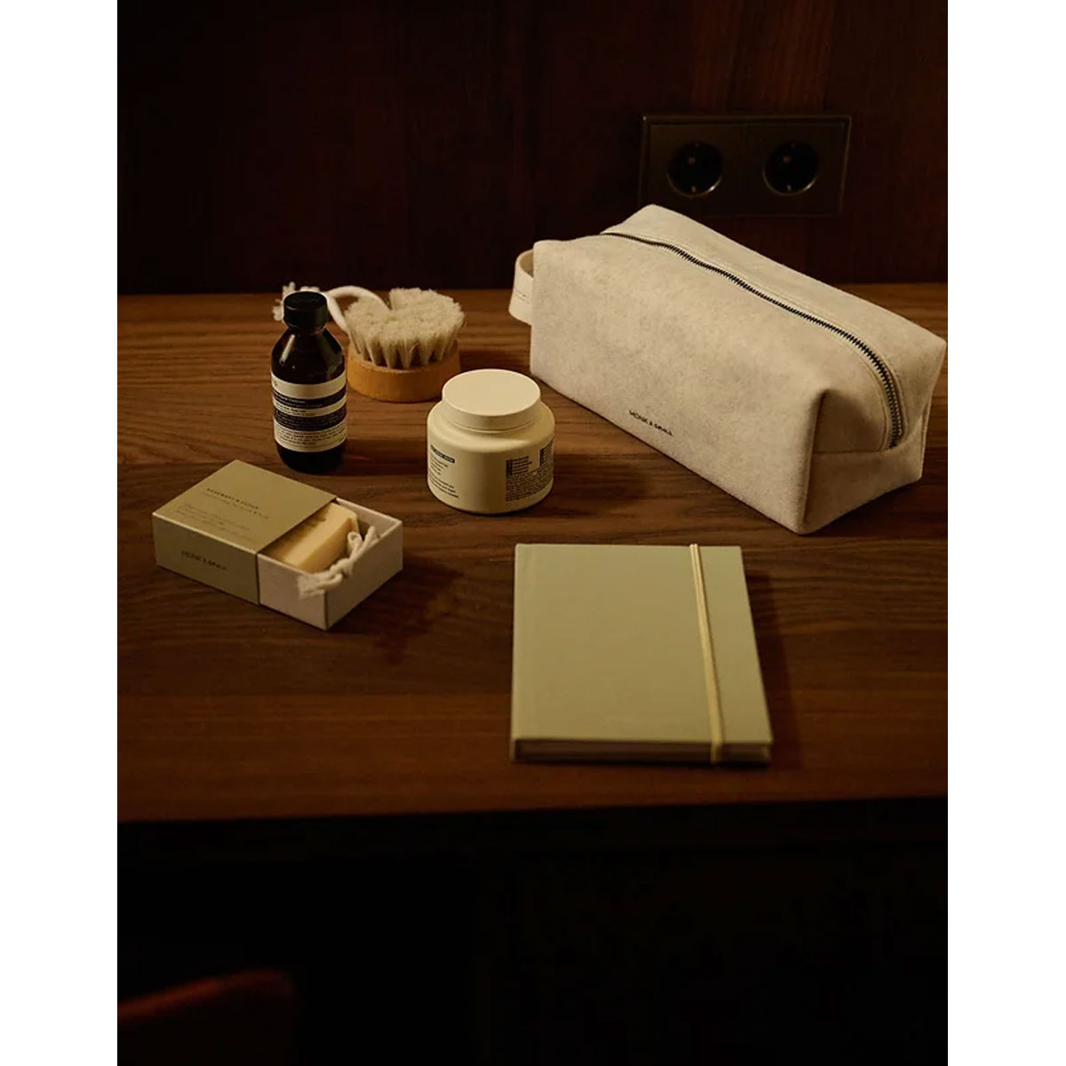 4_Piezimju-gramata-Notebook,-S,-Monk-&-Anna