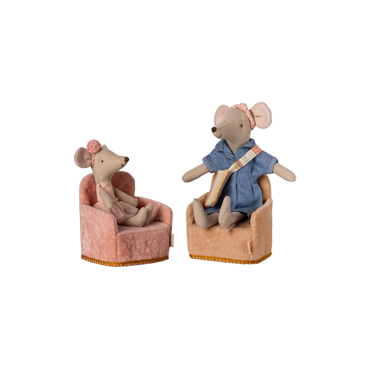 2_Rotalu-kresls-Folding-chair,-Mouse,-Rose,-Maileg