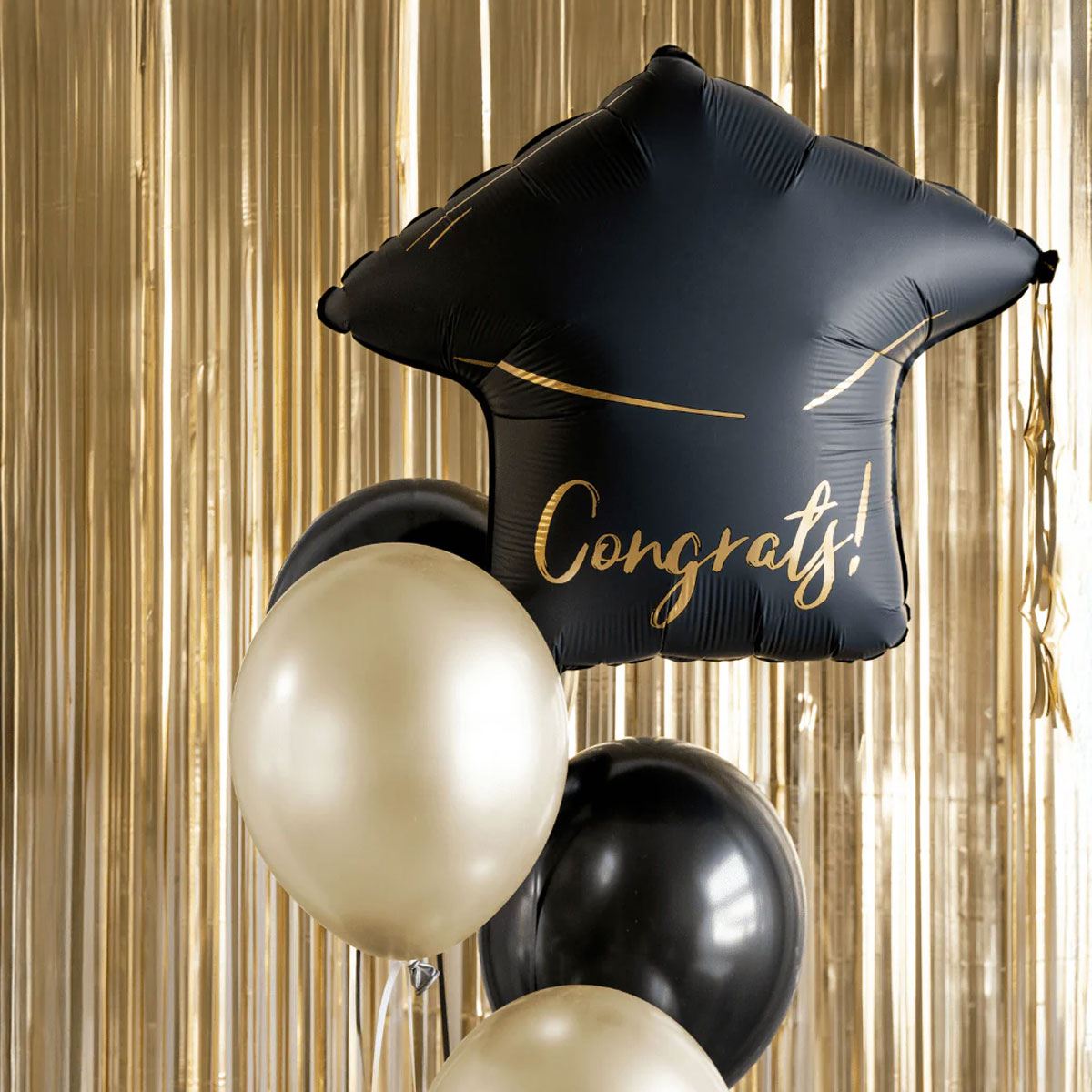 2_Balons-Cap-Congrats,-Foil-Balloon