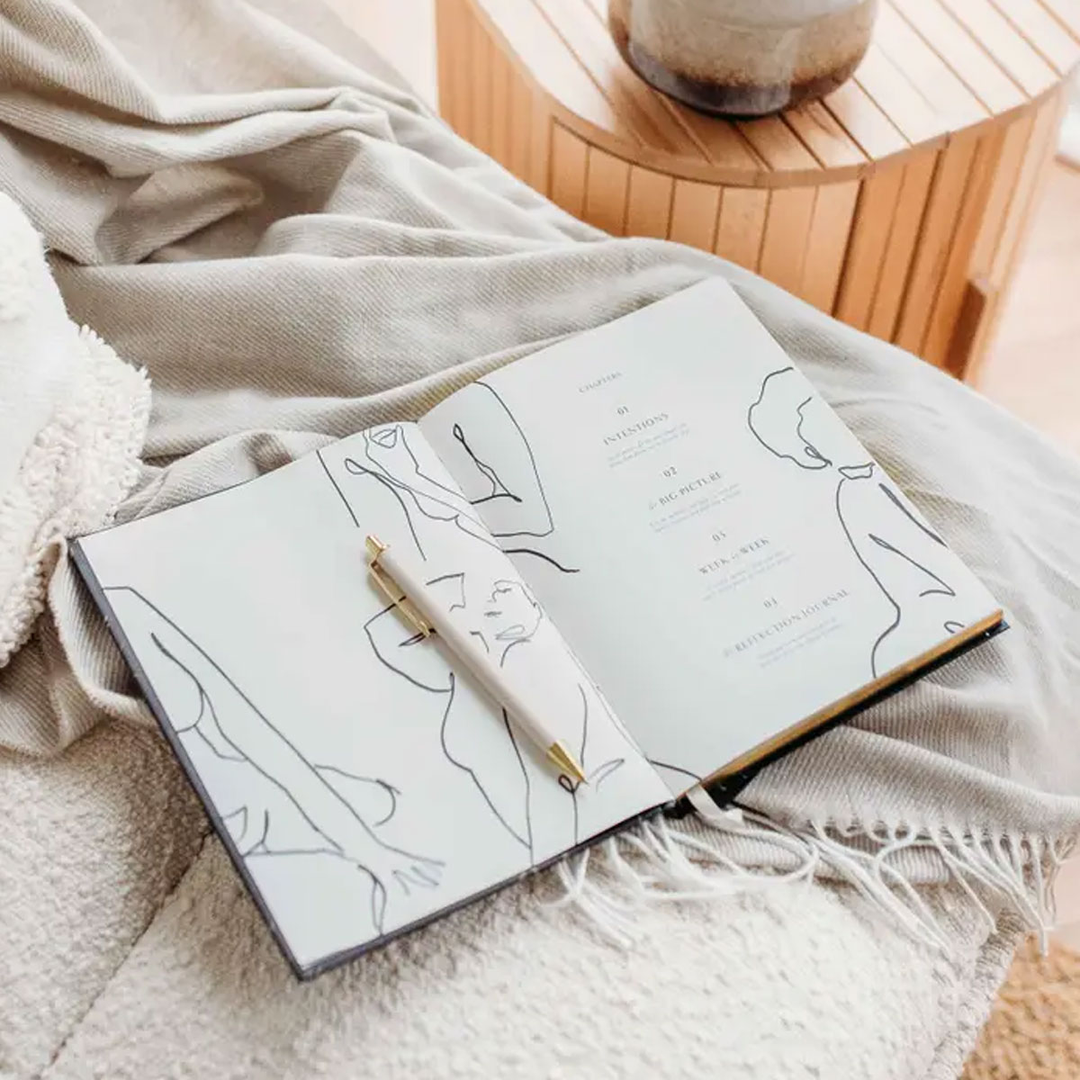 2_Piezimju-gramata-Body-+-Soul-Wellness-Journal,-Blush-and-Gold