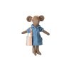 2_Rotalu-apgerbs-pelei-Denim-dress-and-bag,-Mum-mouse,-Maileg
