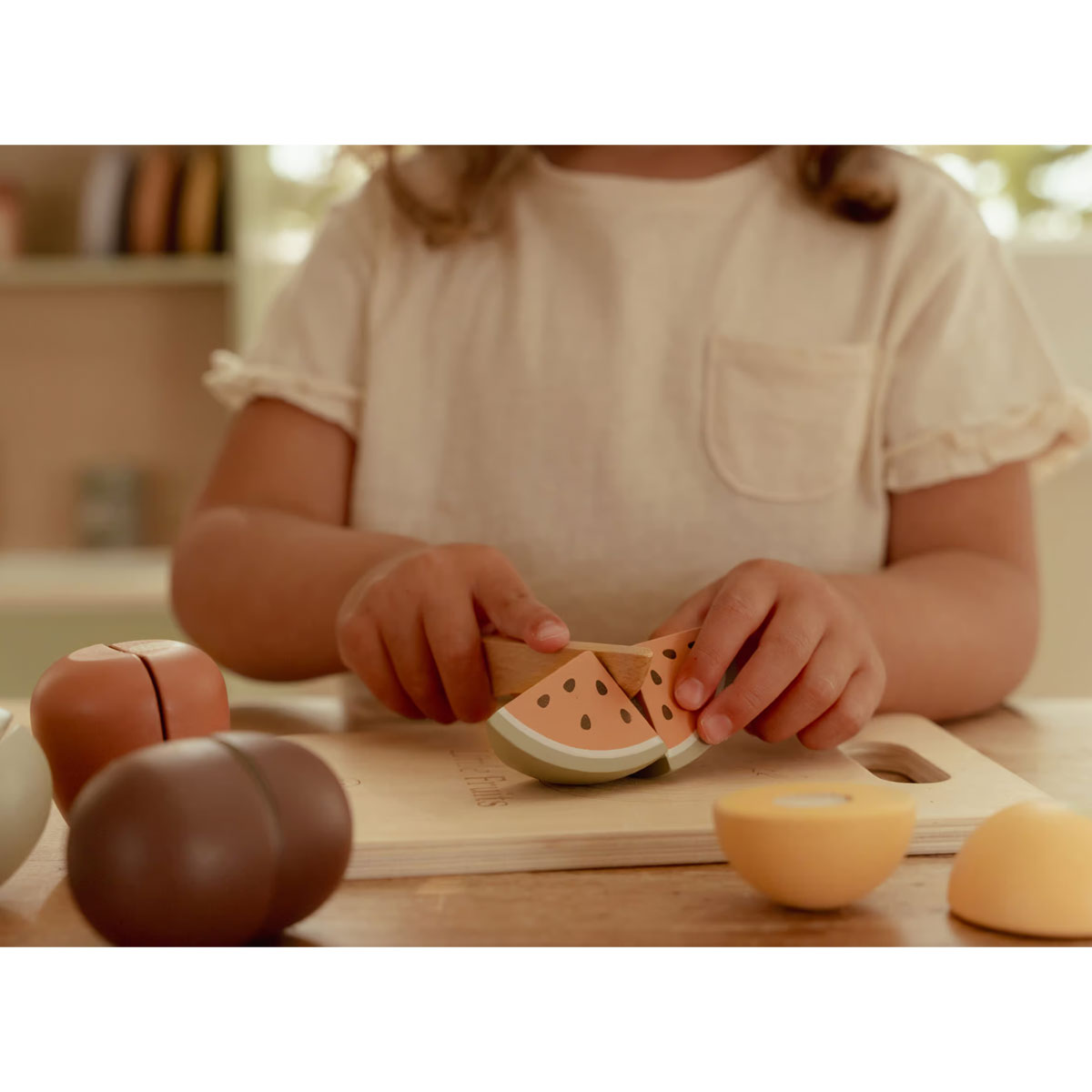 2_Spelu-komplekts-Slicing-Fruit,-koka,-Little-Dutch