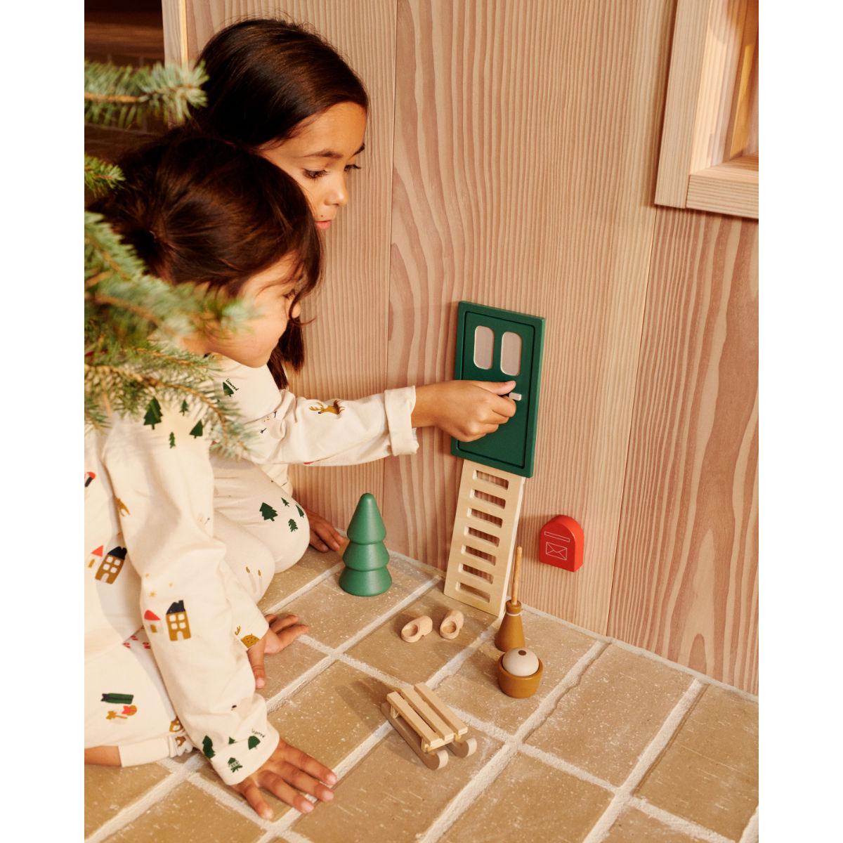 2_Dekoru-komplekts-Lena-Elf-Door,-Garden-green-multi-mix,-Liewood