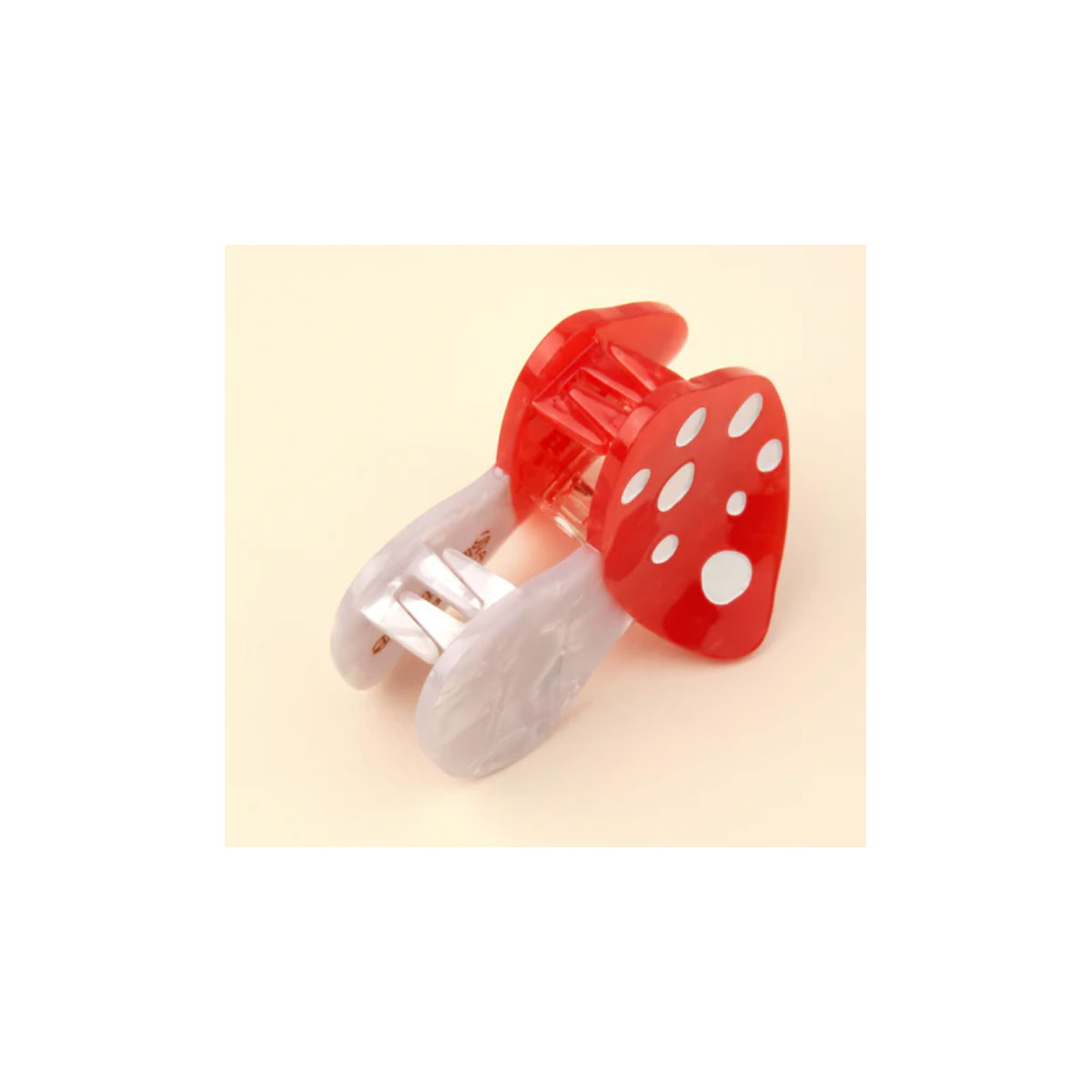 2_Matu-spradze-Mushroom,-Coucou-Suzette