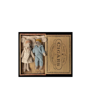 Mīkstās rotaļlietas Mum and Dad mice in cigarbox, Maileg