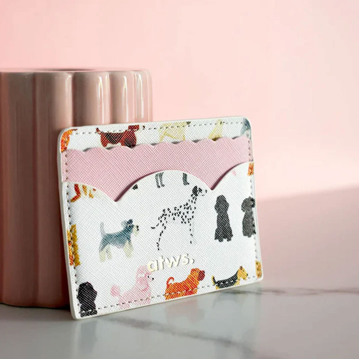 2_Maks-Wallet,-Dogs,-All-the-ways