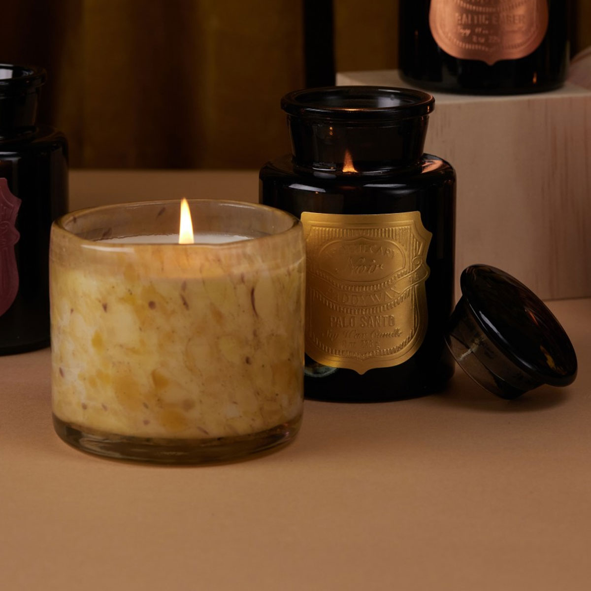 2_Svece-Apothecary-Noir,-Glass-Jar-Candle---Palo-Santo,-226-g