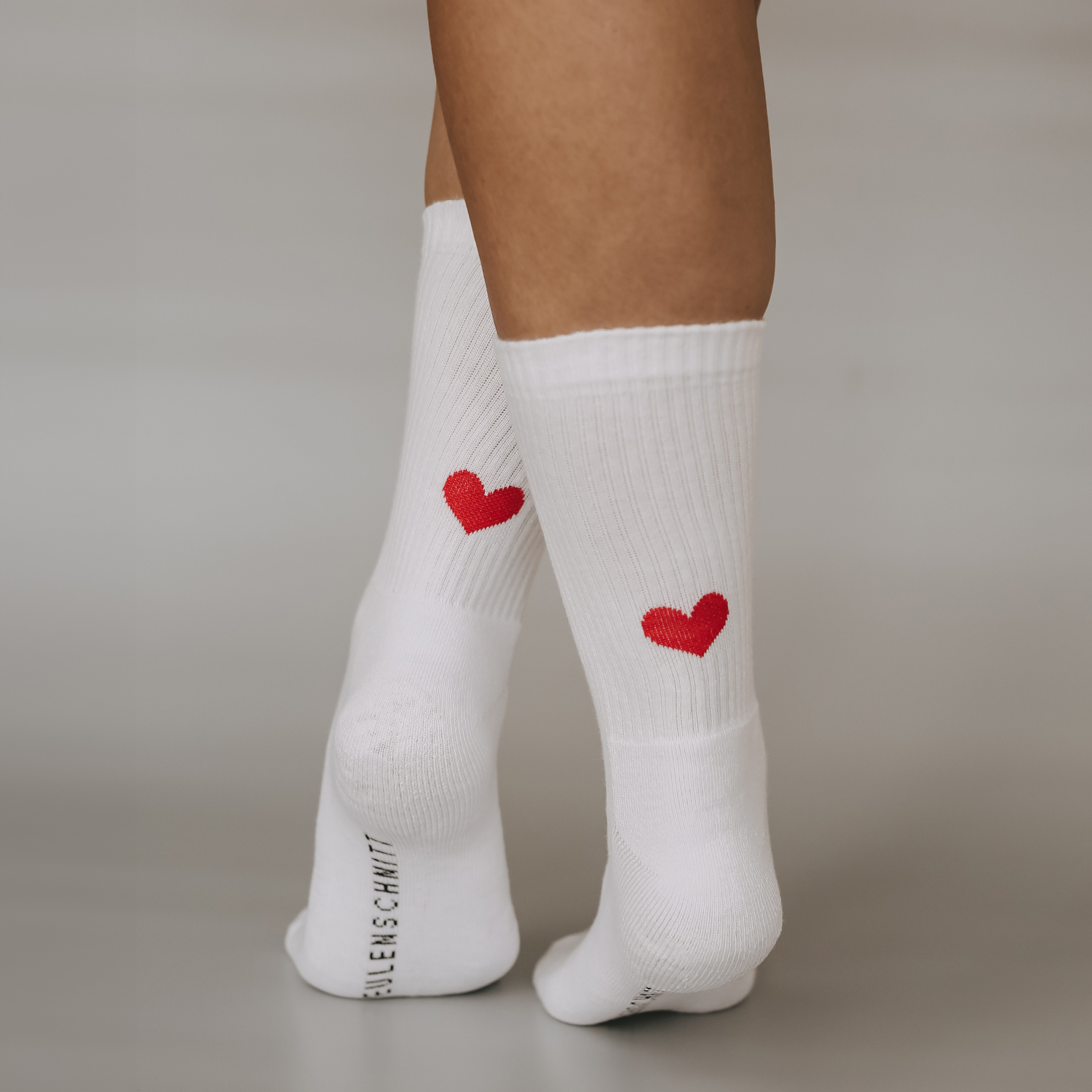 socken-rotes-herz-weiss-35-38-eulenschnitt-img
