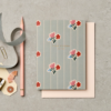 Kartīte Wallpaper Posy Birthday, Katie Leamon-2-Manilla