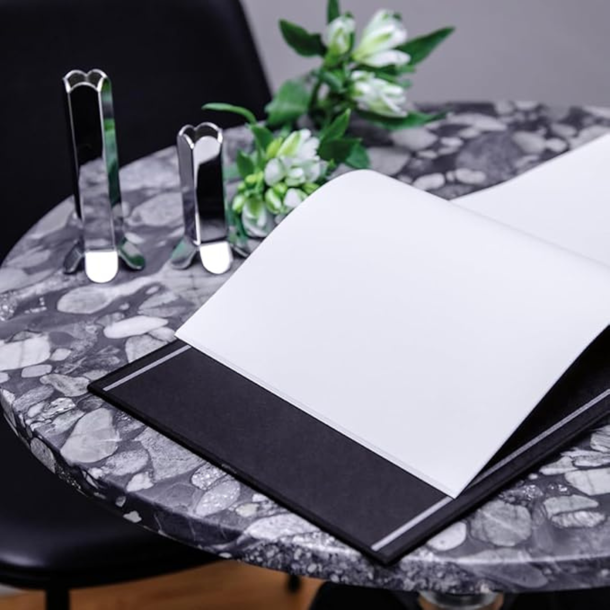 Sēru grāmata Condolence Book, Black, krēmkrāsas lapas, Semikolon-Manilla-4