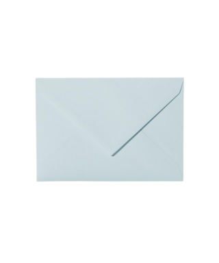C6 izmēra aploksne Pale Blue, ar trijstūra veida aizdari