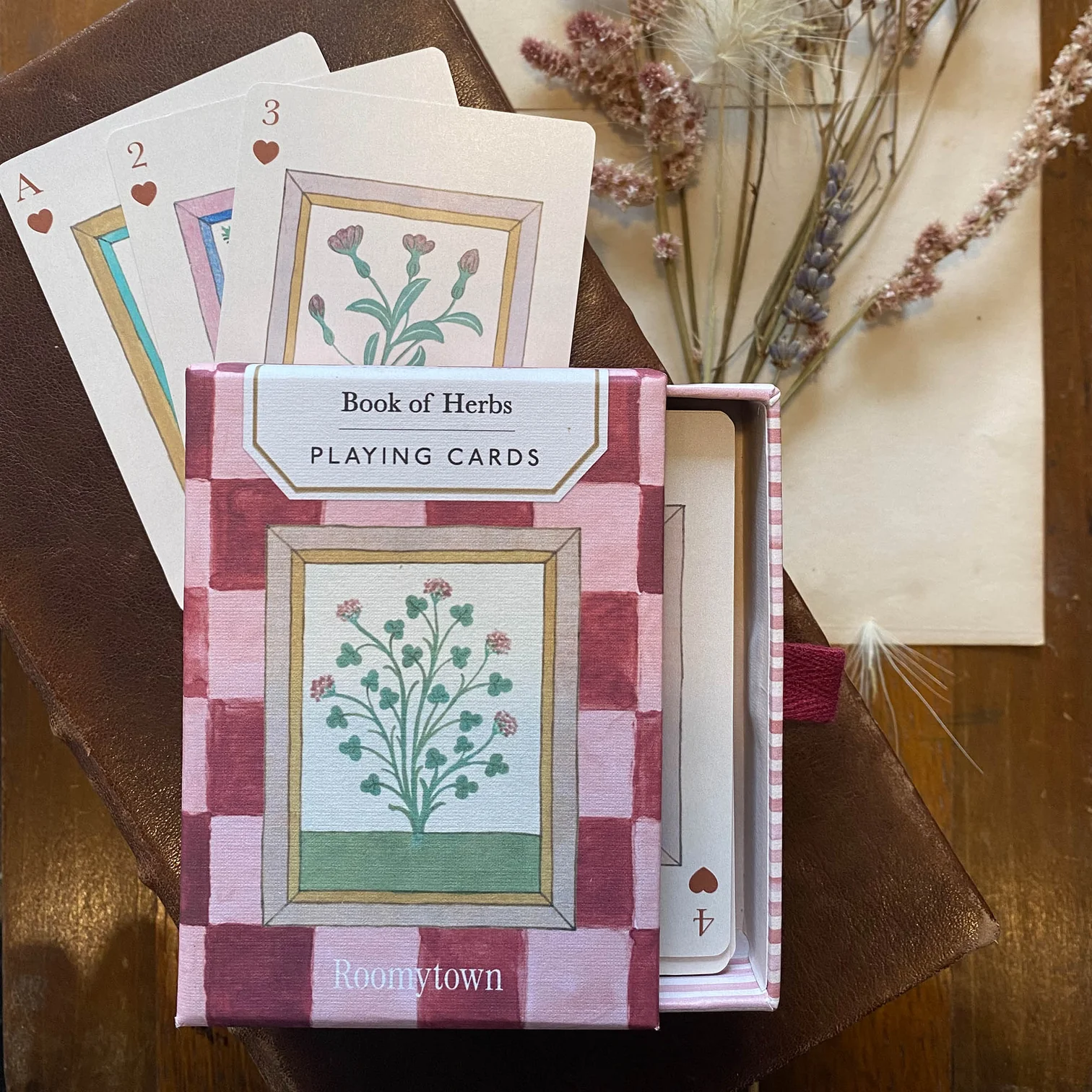 spelu-karsu-kava-book-of-herbs6.jpg