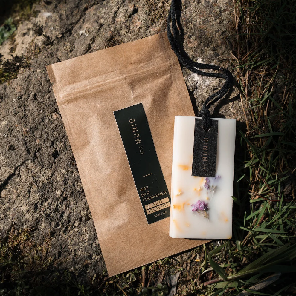 wild_flowers_wax_bar_f1781618-a1d9-47b3-8a22-60a2fc47916e